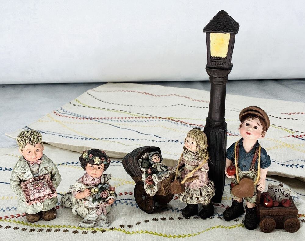 Vintage Sarah’s Attic Figurines Lot 8 Forever Friends Black Heritage Limited Ed